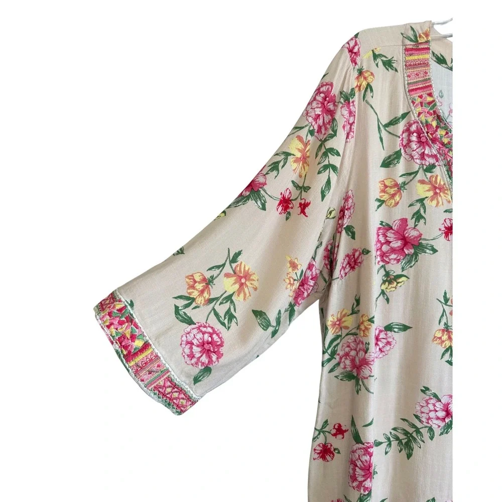 Belle Kim Gravel Pink Floral Embroidered V Neck Tunic Top 2X Coastal Travel - Picture 2 of 10